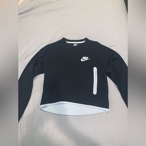 Nike Tech Fleece Cropped Crewneck Sweatshirt